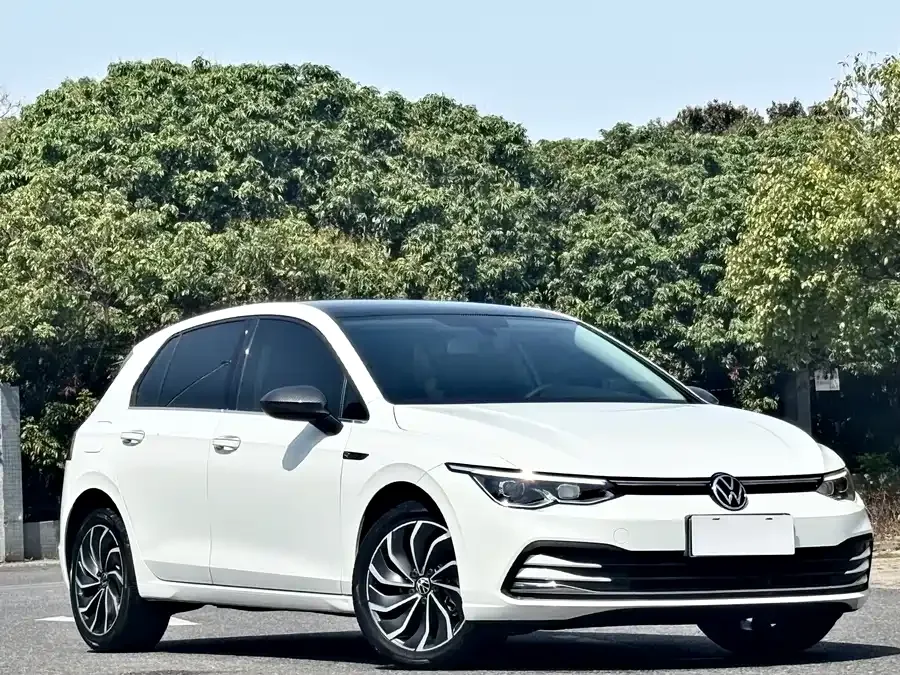 Volkswagen golf Golf 2023 280TSI DSG Pro 2023 — миниатюра 3