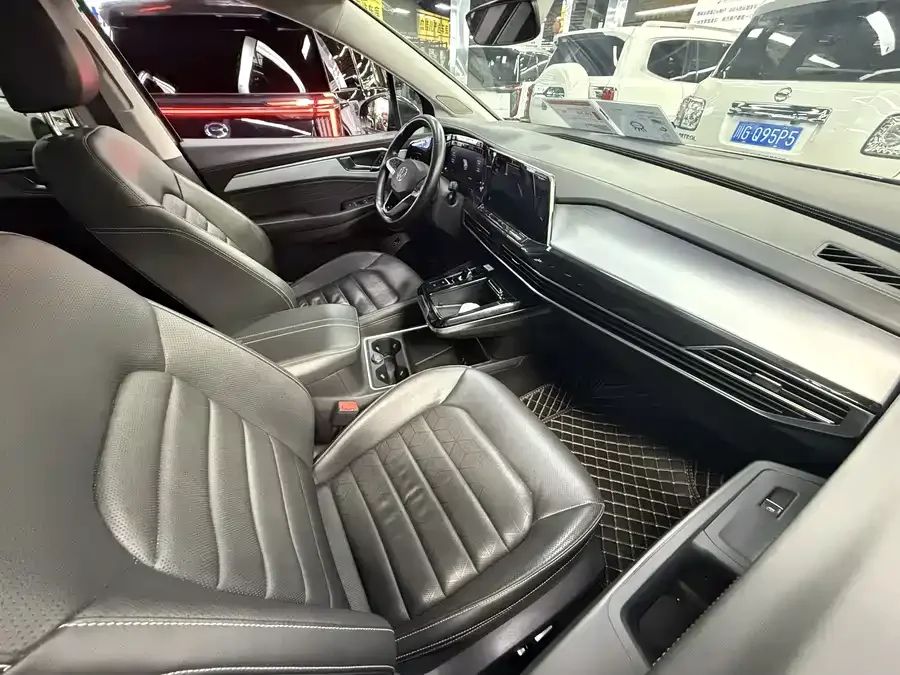 Volkswagen Talagon 2021 Lanjing 380TSI 4WD Luxury Edition Pro 2022 — миниатюра 4