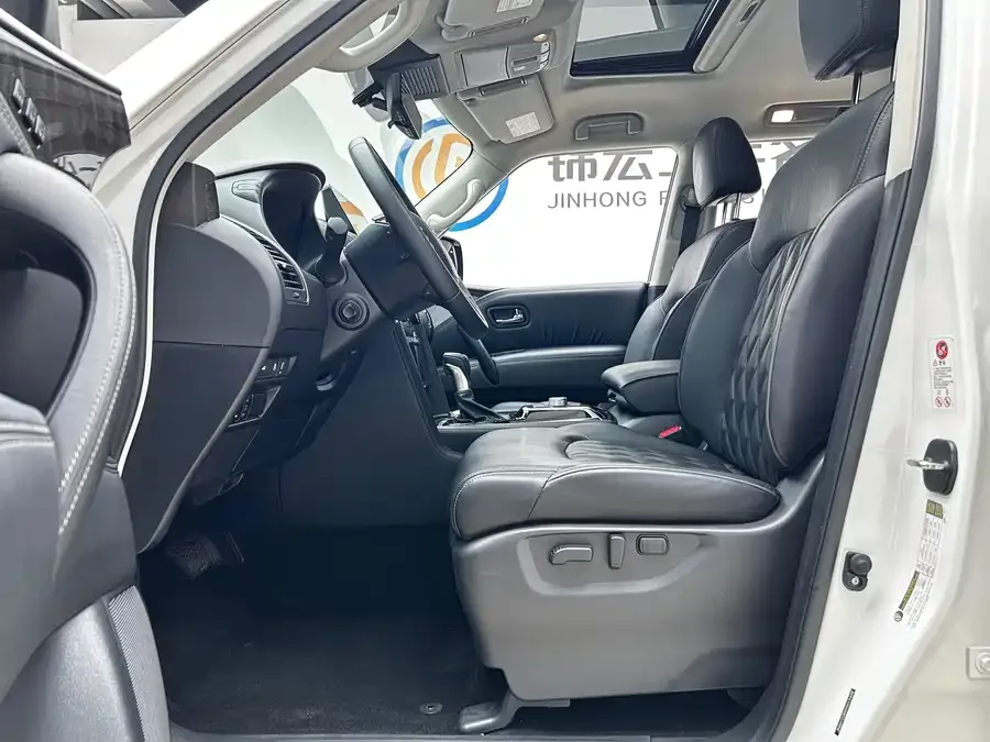Nissan Patrol Patrol 2023 ARMADA 5.6L Invincible Armada Flagship Edition 2023 — миниатюра 2