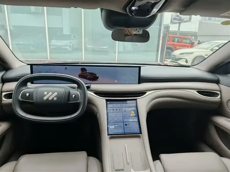Zhiji L6 Zhiji L6 2025 Max 2025 — миниатюра 2