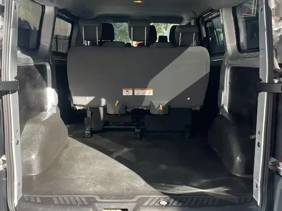 Ford Transit Transit 2019 2.0T diesel multi-functional commercial vehicle short-axle low-roof 6-seater National VI 2022 — миниатюра 2