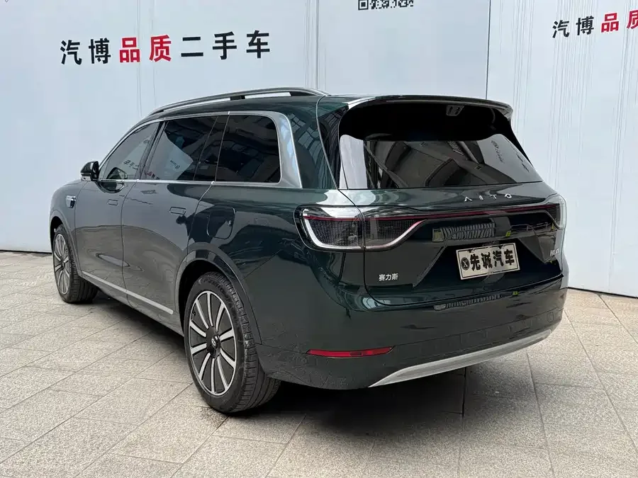 AITO M9 Wenjie M9 2025 Extended Range Ultra Edition 52kWh 6-Seat Version (192-line LiDAR) 2025 — миниатюра 2