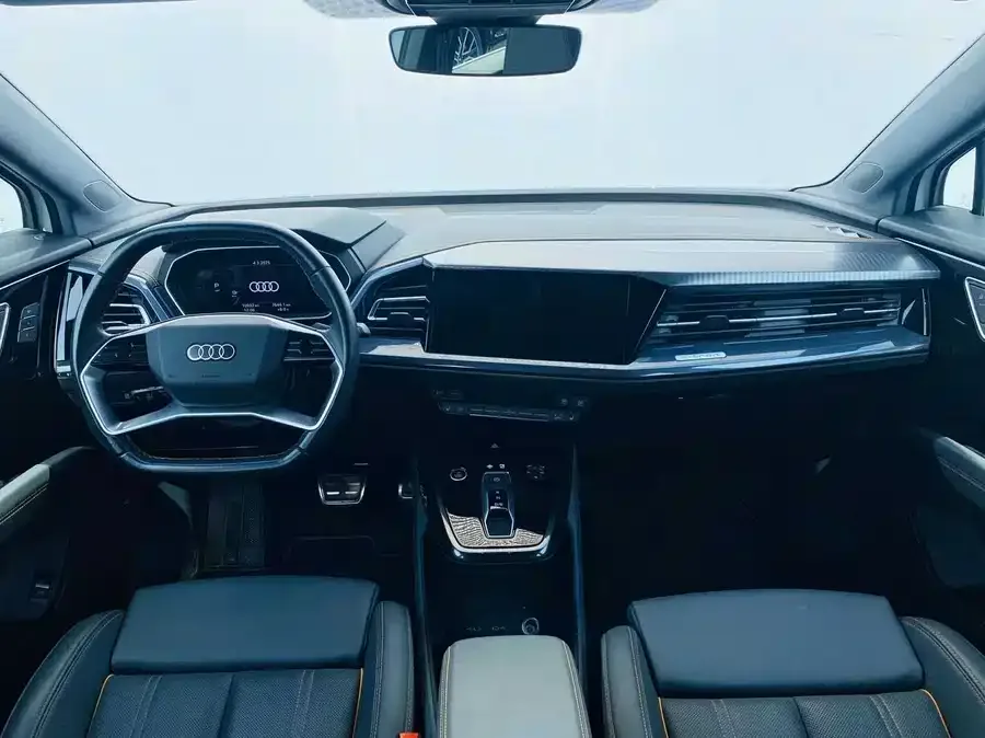 Audi Q4 e-tron 2024 40 e-tron Creative Edition 2025 — миниатюра 4