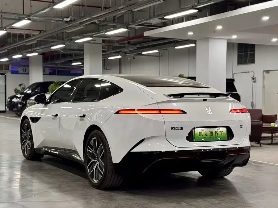 Avatr 12 Avita 12 2025 Max Extended Range Edition 2024 — миниатюра 4