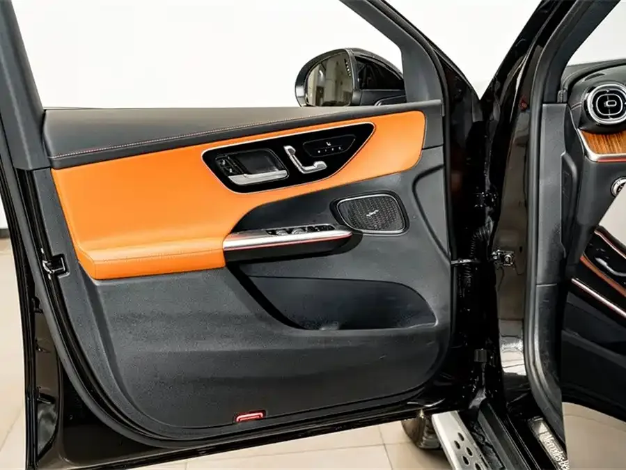 Mercedes-Benz GLC New Energy Mercedes-Benz GLC New Energy 2025 350 e L 4MATIC Collector's Edition 2025 — миниатюра 5