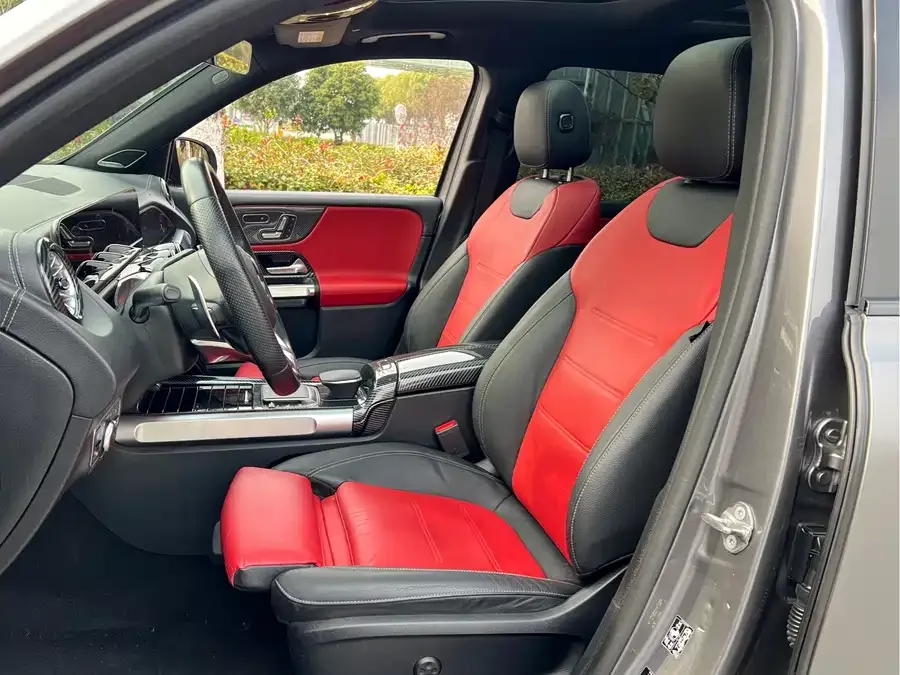 Mercedes-Benz GLB AMG Mercedes-Benz GLB AMG 2023 AMG GLB 35 4MATIC 2023 — миниатюра 3