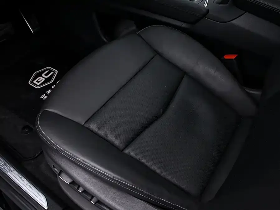 Cadillac XT5 2024 2.0T 4WD Luxury Edition (Hummingbird Edition) 2024 — миниатюра 4