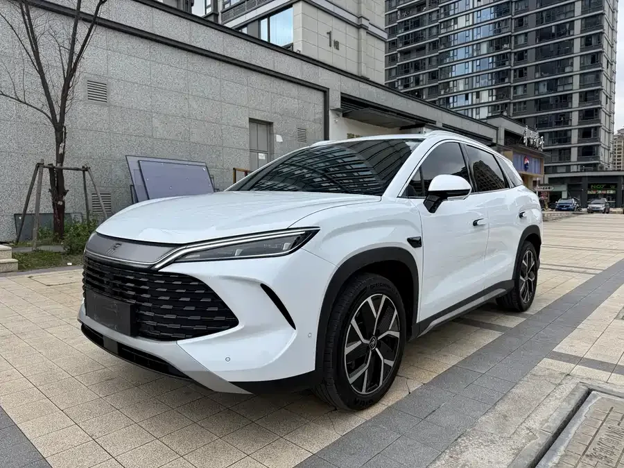 BYD Song L DM-i Song L DM-i 2025 Intelligent Driving Edition 160km Beyond Edition 2025 — фото 1, купить с доставкой в Москву