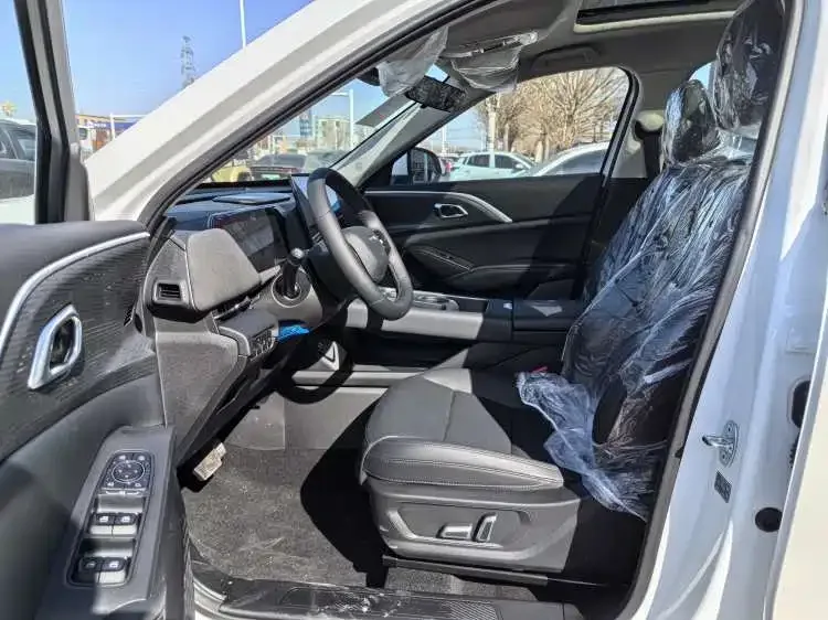 Haval Xiaolong MAX Haval Xiaolong MAX 2025 Hi4 110 Plus Intelligent Driving Edition 2026 — миниатюра 2
