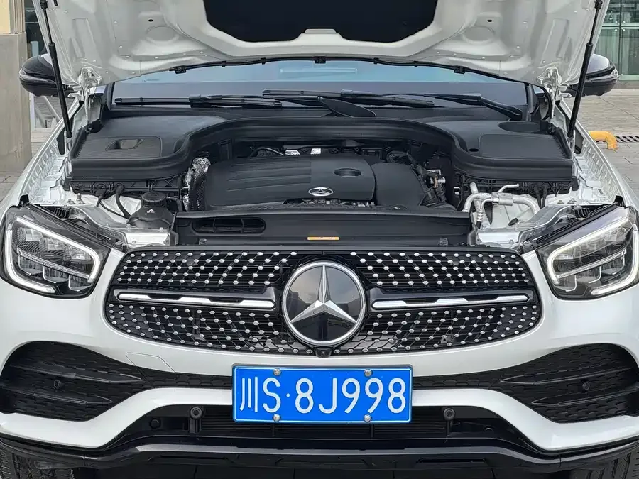 Mercedes-Benz GLC Coupe Mercedes-Benz GLC Coupe 2023 GLC 260 4MATIC Coupe SUV 2023 — миниатюра 3