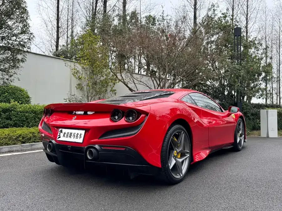 Ferrari F8 Ferrari F8 2019 Tributo 3.9T V8 2022 — миниатюра 5