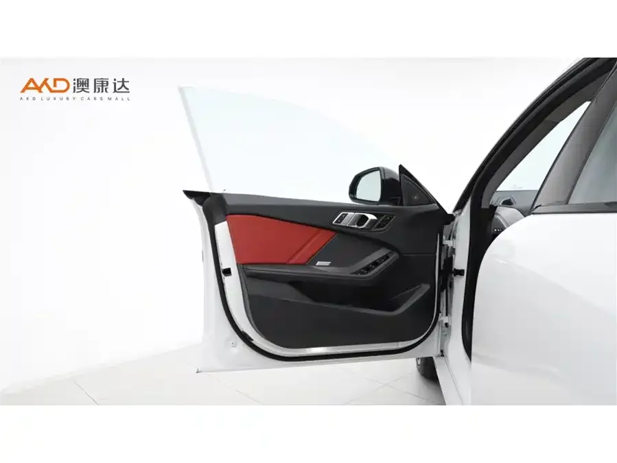 BMW 2 Series BMW 2 Series 2025 225L M Sport Night Edition 2025 — миниатюра 3