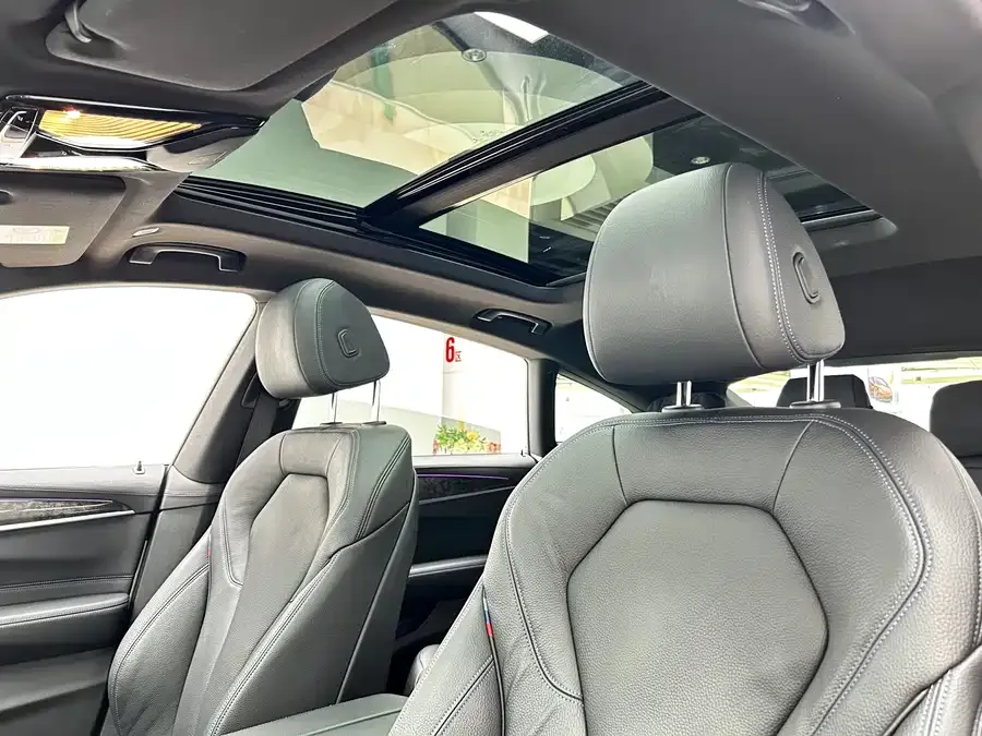 BMW 6 Series GT 2022 630i M Sport Package 2023 — миниатюра 4