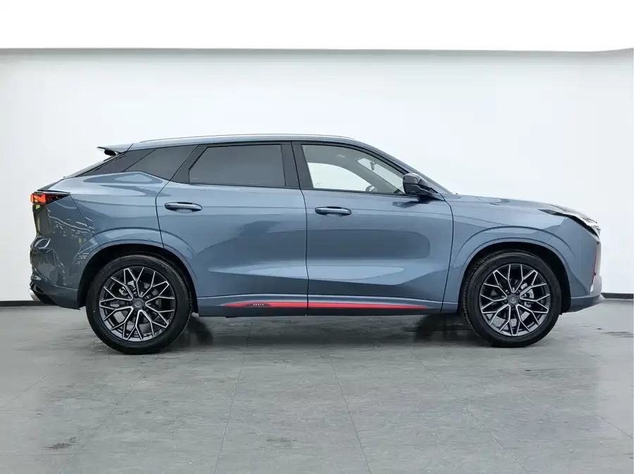 Oshan Z6 Changan Auchan Z6 2022 Blue Whale 1.5T DCT Smart City Edition 2023 — миниатюра 3