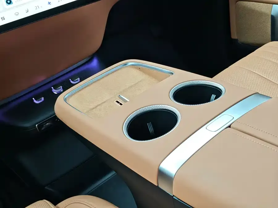 Changan E07 2025 pure electric four-wheel drive 90kWh Ultra high-performance version 2026 — миниатюра 5