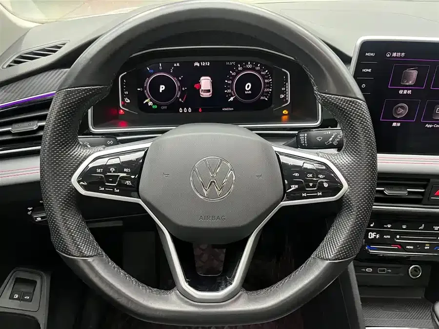 Volkswagen Tiguan L New Energy Tiguan L New Energy 2022 430PHEV Plug-in Hybrid Flagship Edition 2022 — миниатюра 3