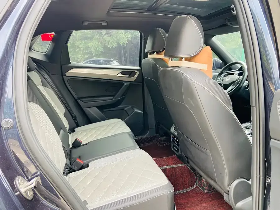 Volkswagen Tayron X Tanyue X 2023 330TSI 2WD Flagship Smart Edition 2023 — миниатюра 4
