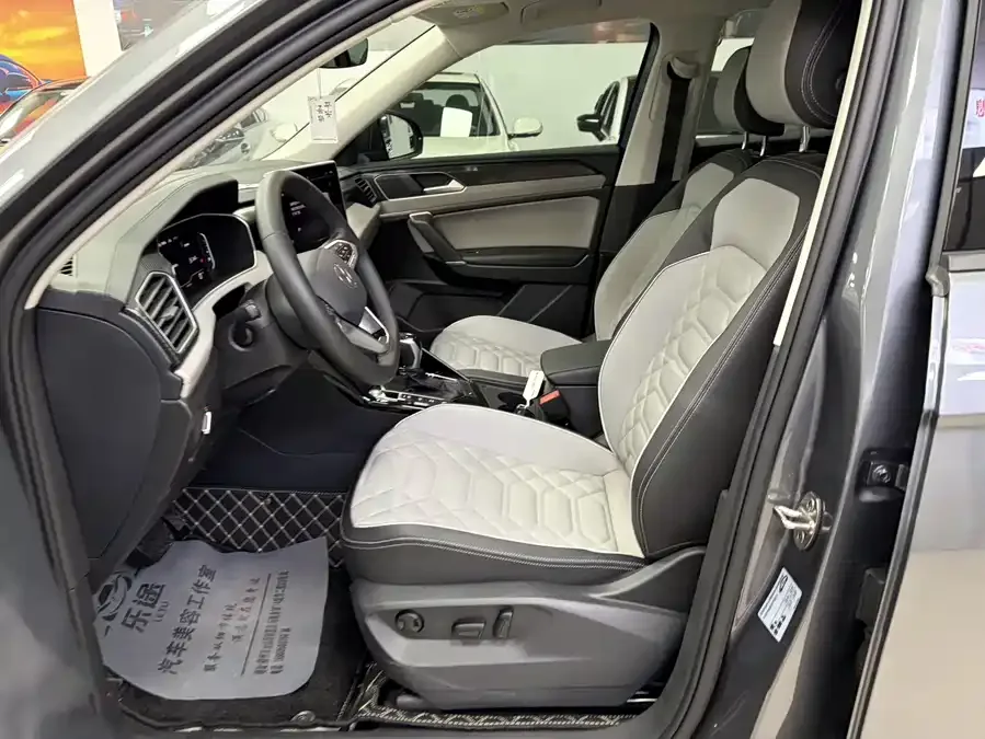 Volkswagen Tayron Tanyue 2023 330TSI 2WD Luxury Plus Advanced Edition 2023 — миниатюра 5