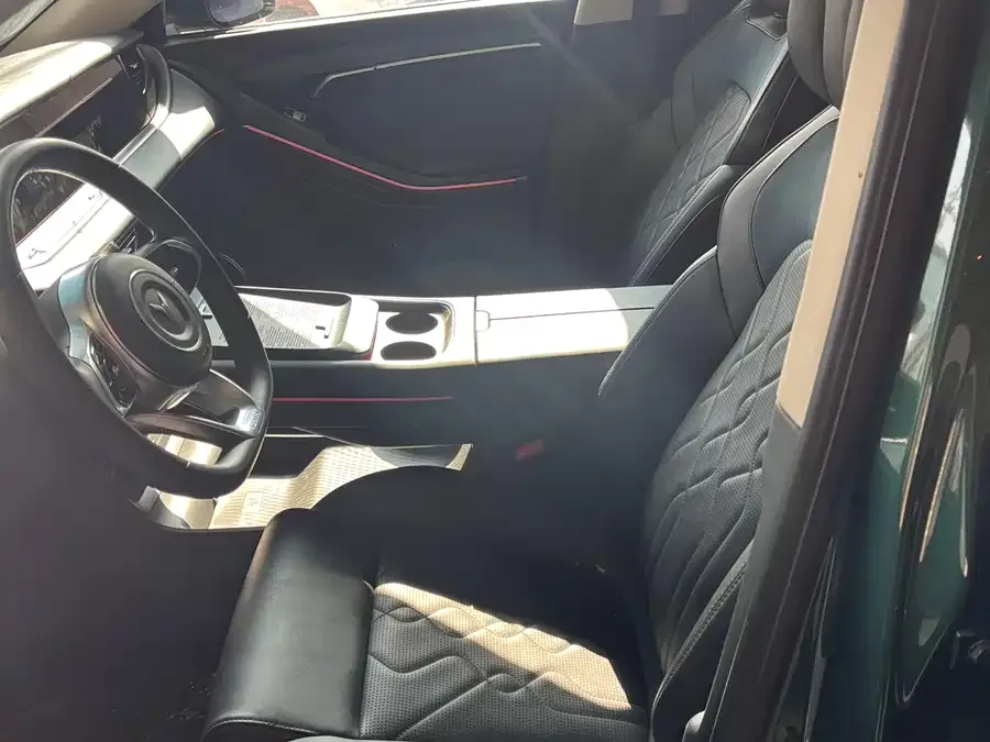 Voyah Lantu FREE Lantu FREE 2024 ultra-long battery life smart driving version 2024 — миниатюра 5
