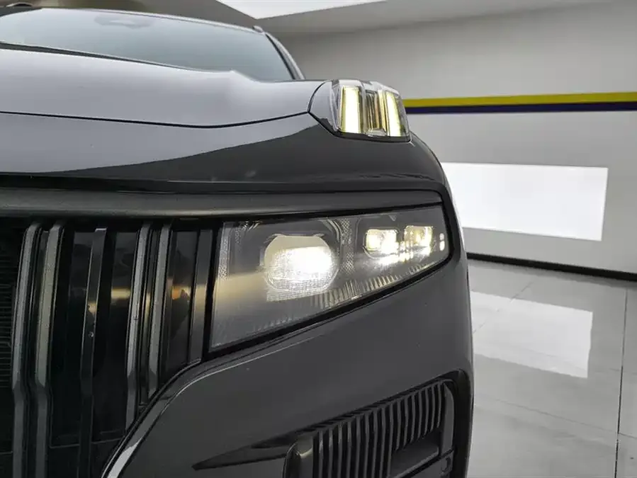 Lynk & Co 09 Lynk & Co 09 2021 2.0T Halo 6-seater 2022 — миниатюра 2