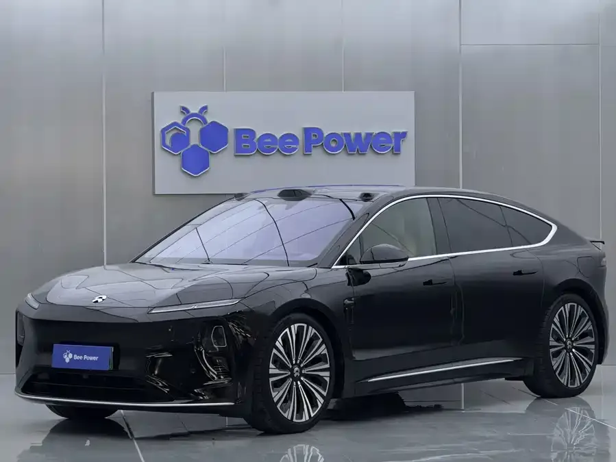 NIO ET9 2025
