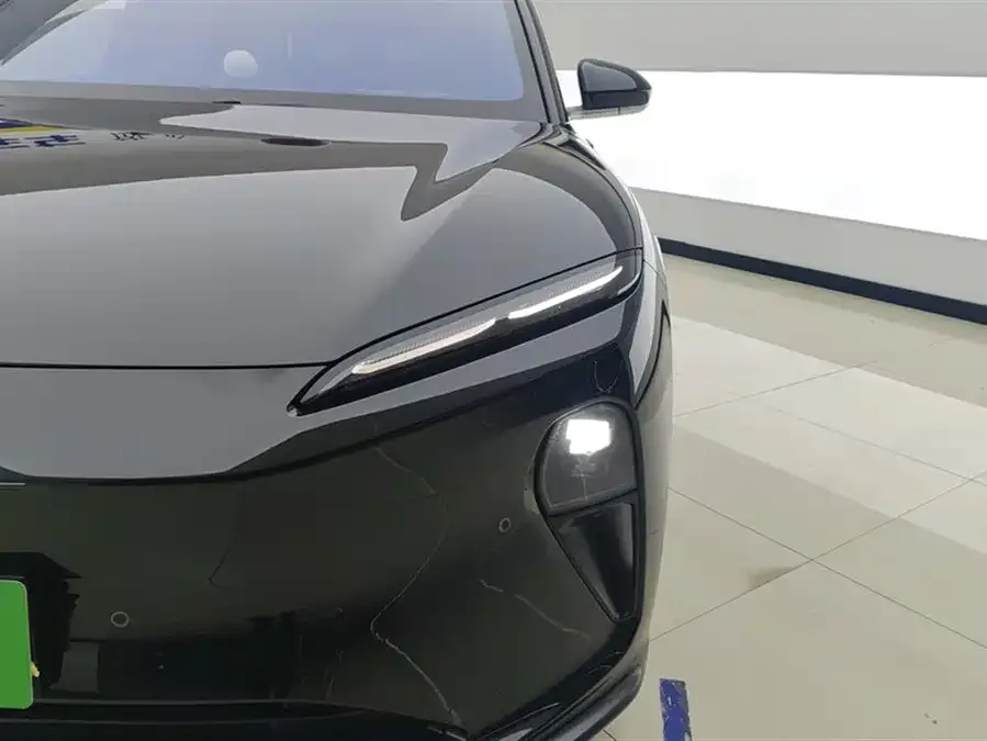 NIO ET5T NIO ET5T 2024 75kWh Touring 2024 — миниатюра 2