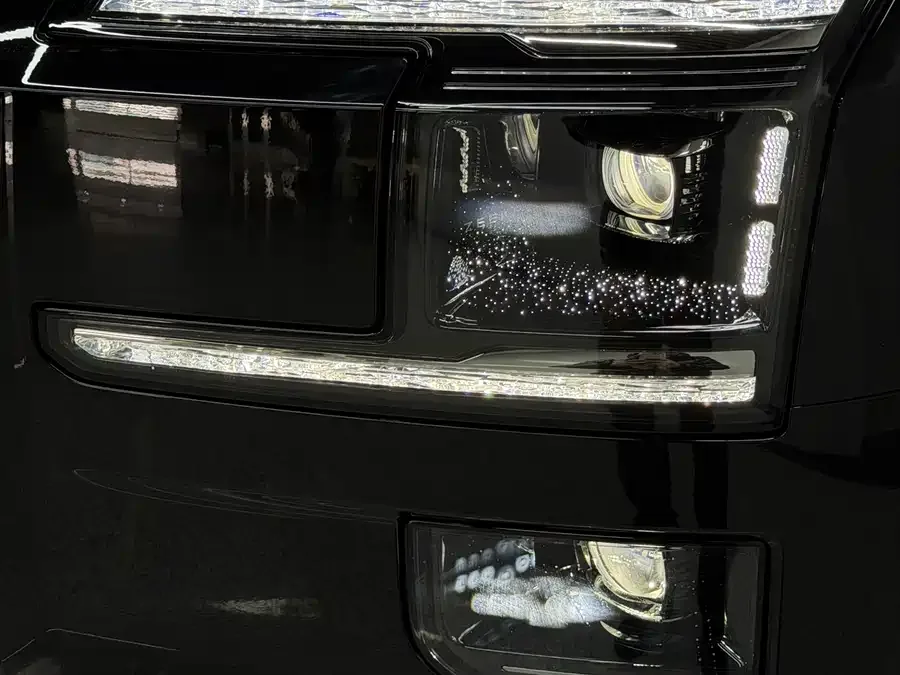 Zeekr 9X Extreme Krypton 9X 2025 Obsidian Black Edition 70kWh 2026 — миниатюра 4