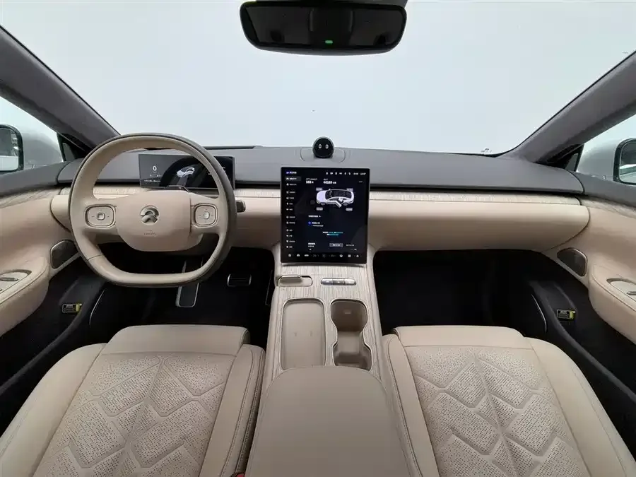 NIO ET7 NIO ET7 2024 75kWh Executive Signature Edition 2025 — миниатюра 2