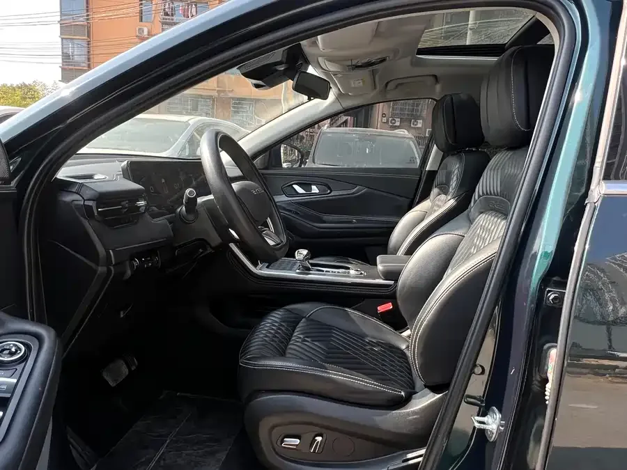 Exeed TXL Xingtu Lingyun 2023 400T 2WD Xingrui Pro Edition 2023 — миниатюра 3