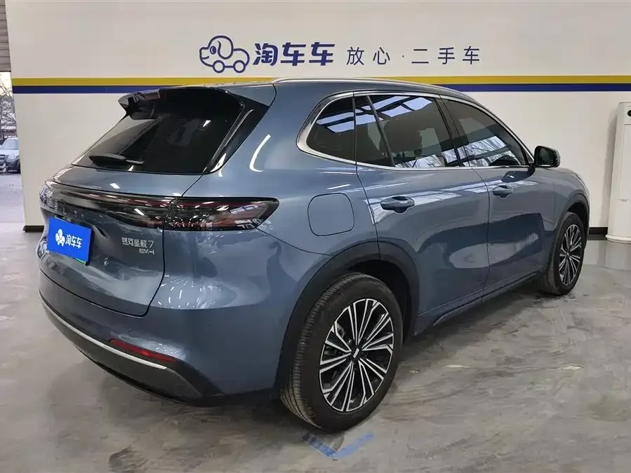 Geely Galaxy Starship 7 Galaxy Starship 7 2025 120km Navigator Edition 2025 — миниатюра 3