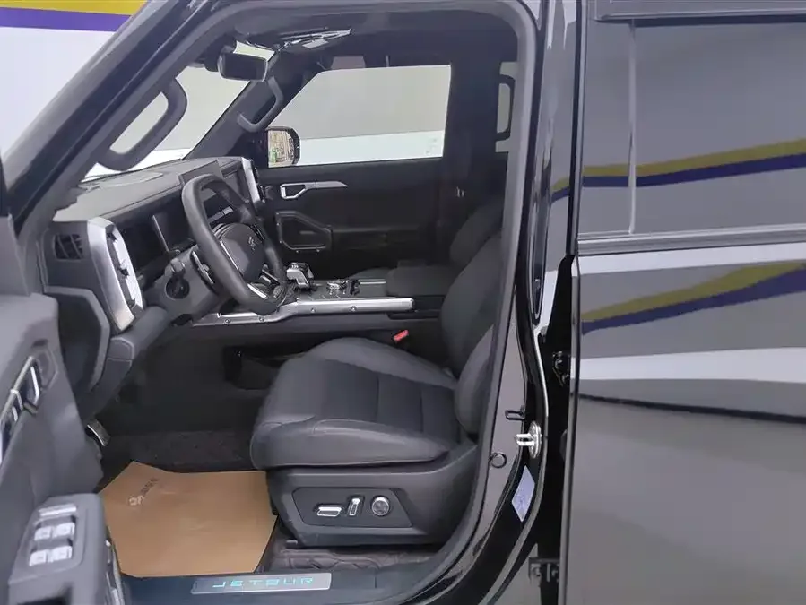Jetour traveler Jetour Traveler 2023 2.0T 4WD Conquest PRO 2024 — миниатюра 3