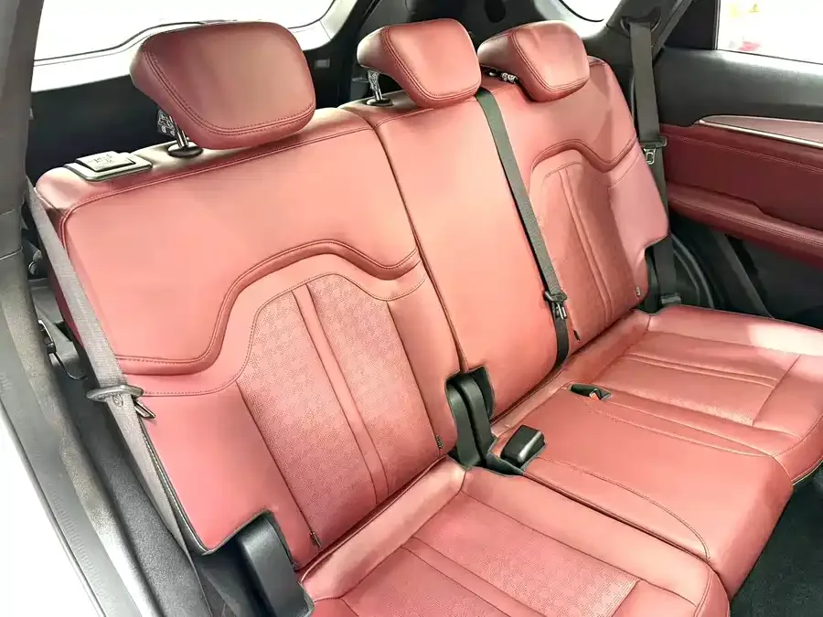 Jetour X70 PLUS JETOUR X70 PLUS 2025 Champion Edition 1.5T DCT Champion MAX+ 5 Seaters 2026 — миниатюра 5
