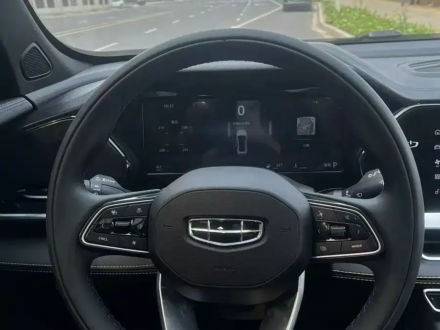 Geely Monjaro Xingyue L 2024 2.0TD High Power Automatic 2WD Yunqi Edition 2024 — миниатюра 4