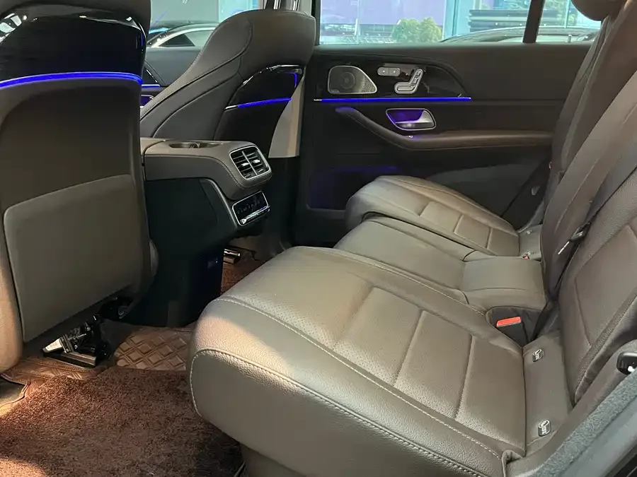 Mercedes-Benz GLS Mercedes-Benz GLS 2023 GLS 450 4MATIC Fashion Edition 2024 — миниатюра 3