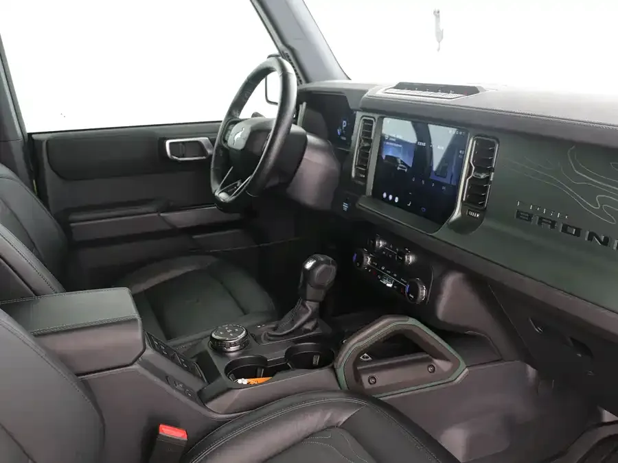 Ford Wild Horse Ford Mustang 2024 2.3T Everglades 2024 — миниатюра 3