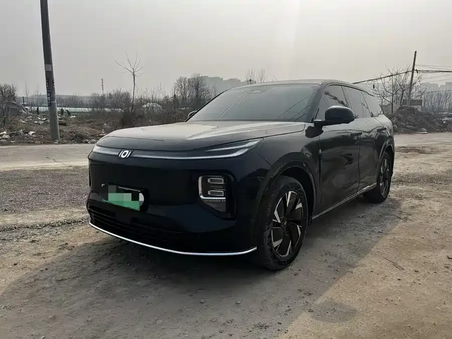 Changan Nevo Q07 2025