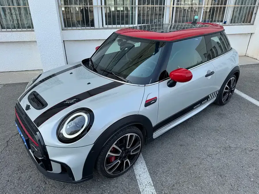 MINI JCW MINI JCW 2022 2.0T JOHN COOPER WORKS ALL-IN 2022 — миниатюра 3