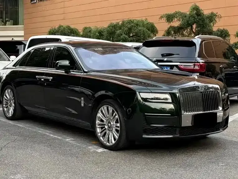 Rolls-Royce Ghost Ghost 2021 6.7T long wheelbase version 2022 — миниатюра 3