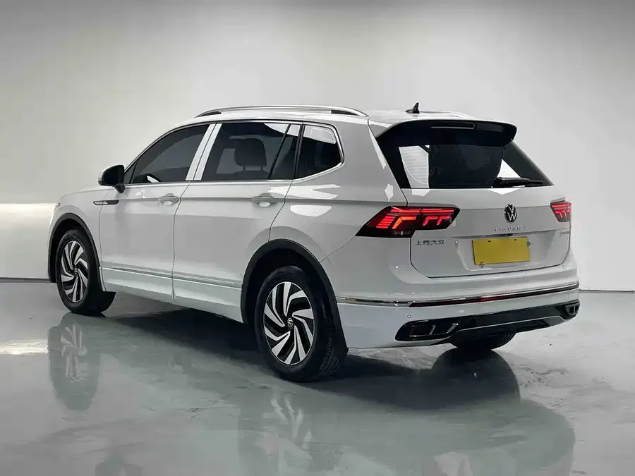 Volkswagen Tiguan L Tiguan L 2023 facelift 330TSI automatic two-wheel drive intelligent version 2024 — миниатюра 2
