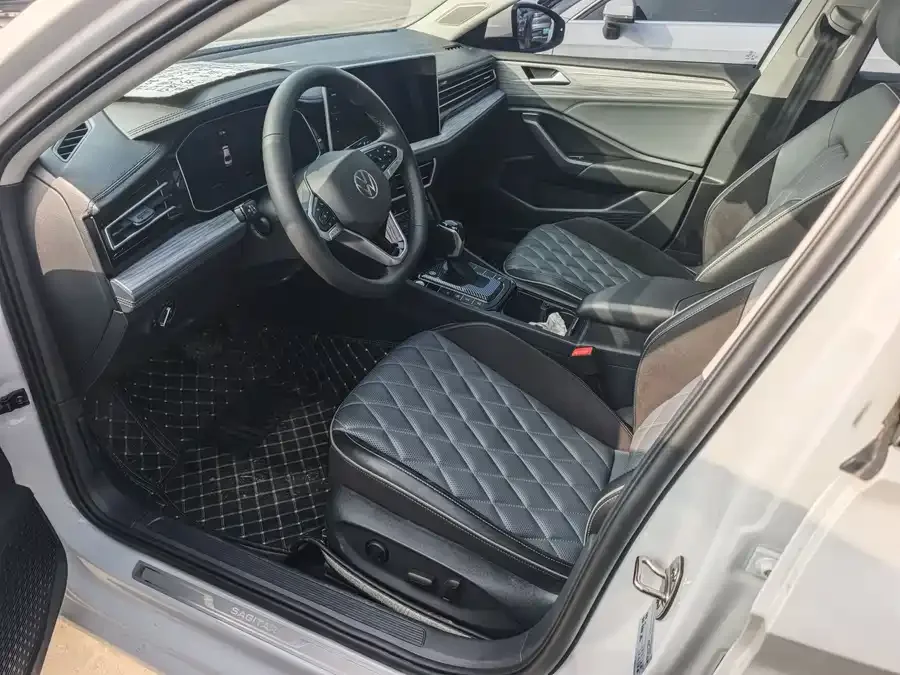 Volkswagen Sagitar 2025 Sagitar 300TSI DSG Excellence Edition 2024 — миниатюра 4