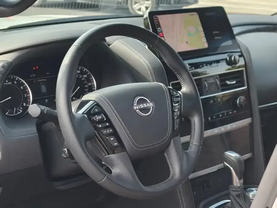 Nissan Patrol Patrol 2023 ARMADA 5.6L Invincible Armada Flagship Edition 2024 — миниатюра 4