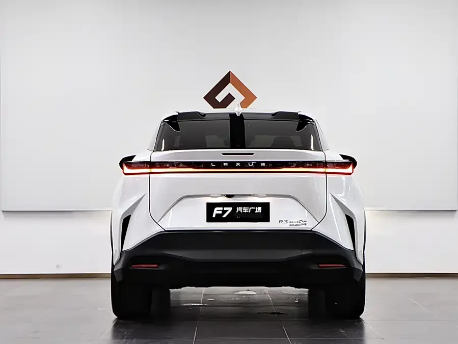 Lexus RZ 2023 450e 4WD Enjoy Edition 2023 — миниатюра 2