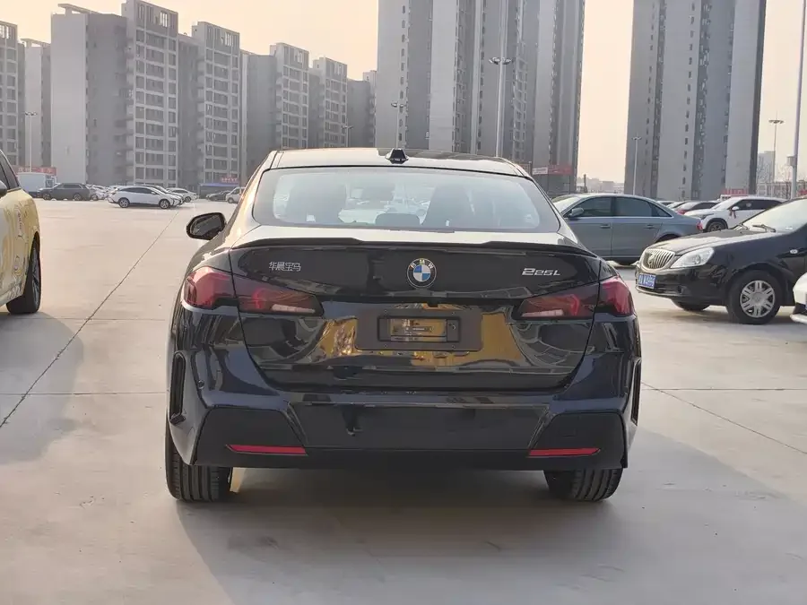 BMW 2 Series BMW 2 Series 2025 225L M Sport Night Edition 2025 — миниатюра 3