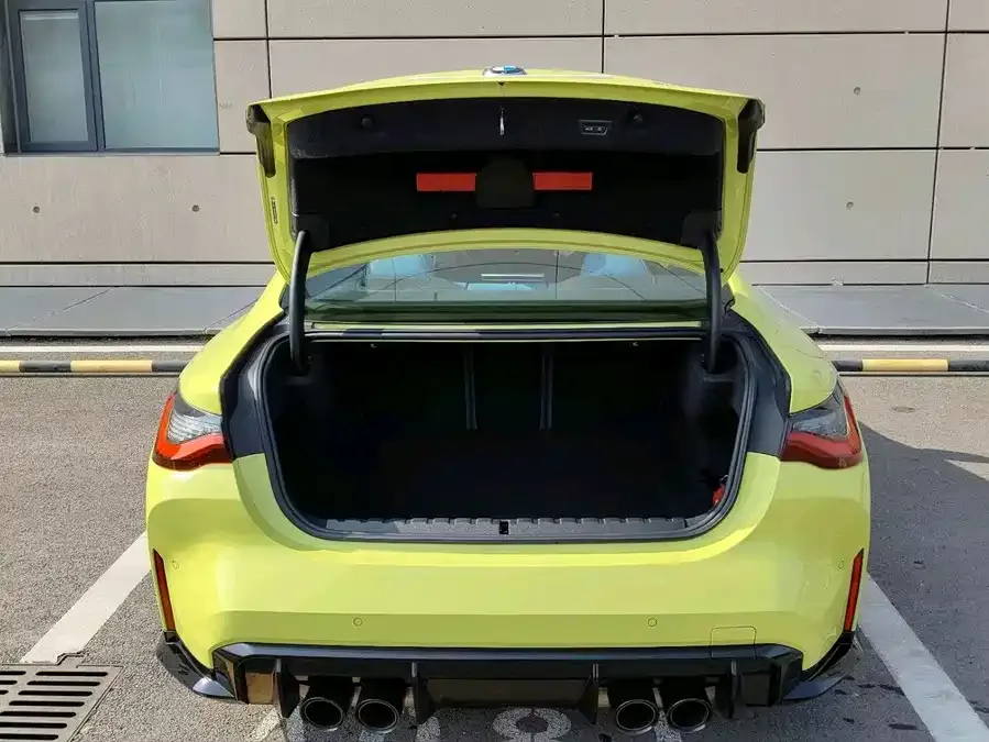 BMW M4 2023 M4 Coupe Thunder Edition 2024 — миниатюра 4