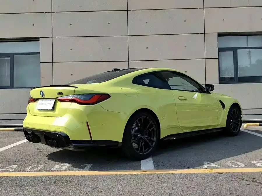 BMW M4 2023 M4 Coupe Thunder Edition 2024 — миниатюра 5
