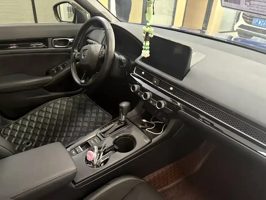 Honda Civic 2022 Civic 240TURBO CVT Ignition Edition 2022 — миниатюра 3