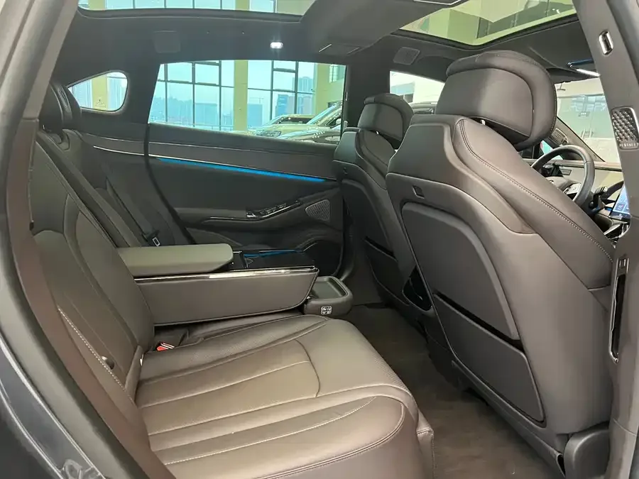 BYD Z9 Denza Z9 2024 1100km 4WD Max Edition 2024 — миниатюра 3