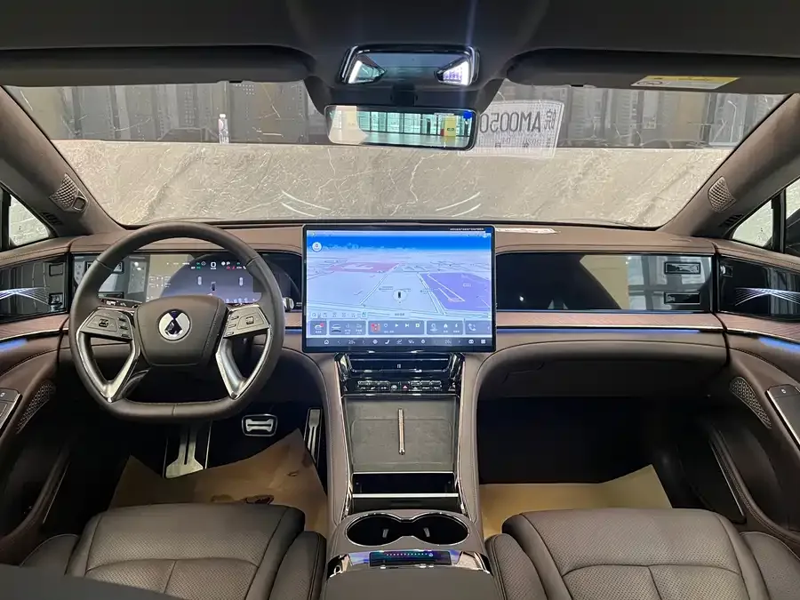 BYD Z9 Denza Z9 2024 1100km 4WD Max Edition 2024 — миниатюра 5