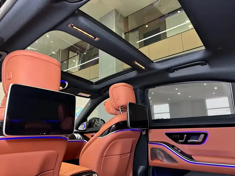 Mercedes-Benz S-Класс Mercedes-Benz S-Class 2024 S 400 L Luxury Model 2024 — миниатюра 3