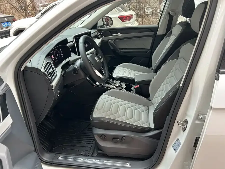 Volkswagen Tayron Tanyue 2023 280TSI 2WD Luxury Plus Advanced Edition 2023 — миниатюра 5